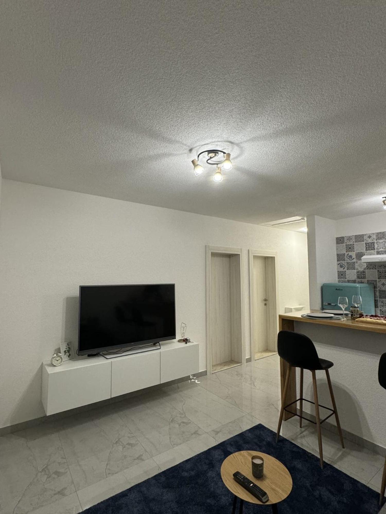 Apartment Koko Rogoznica  Eksteriør billede