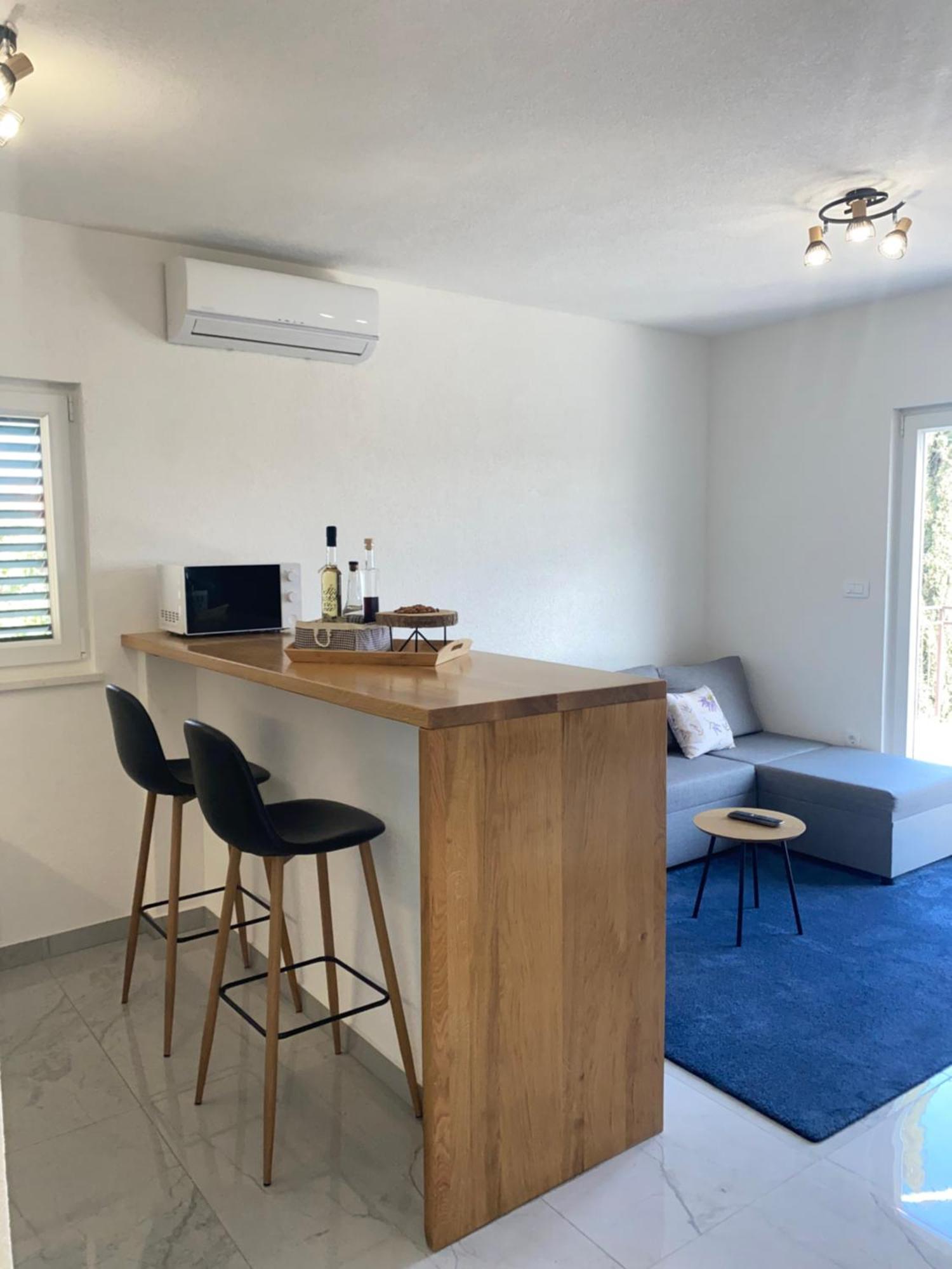 Apartment Koko Rogoznica  Eksteriør billede